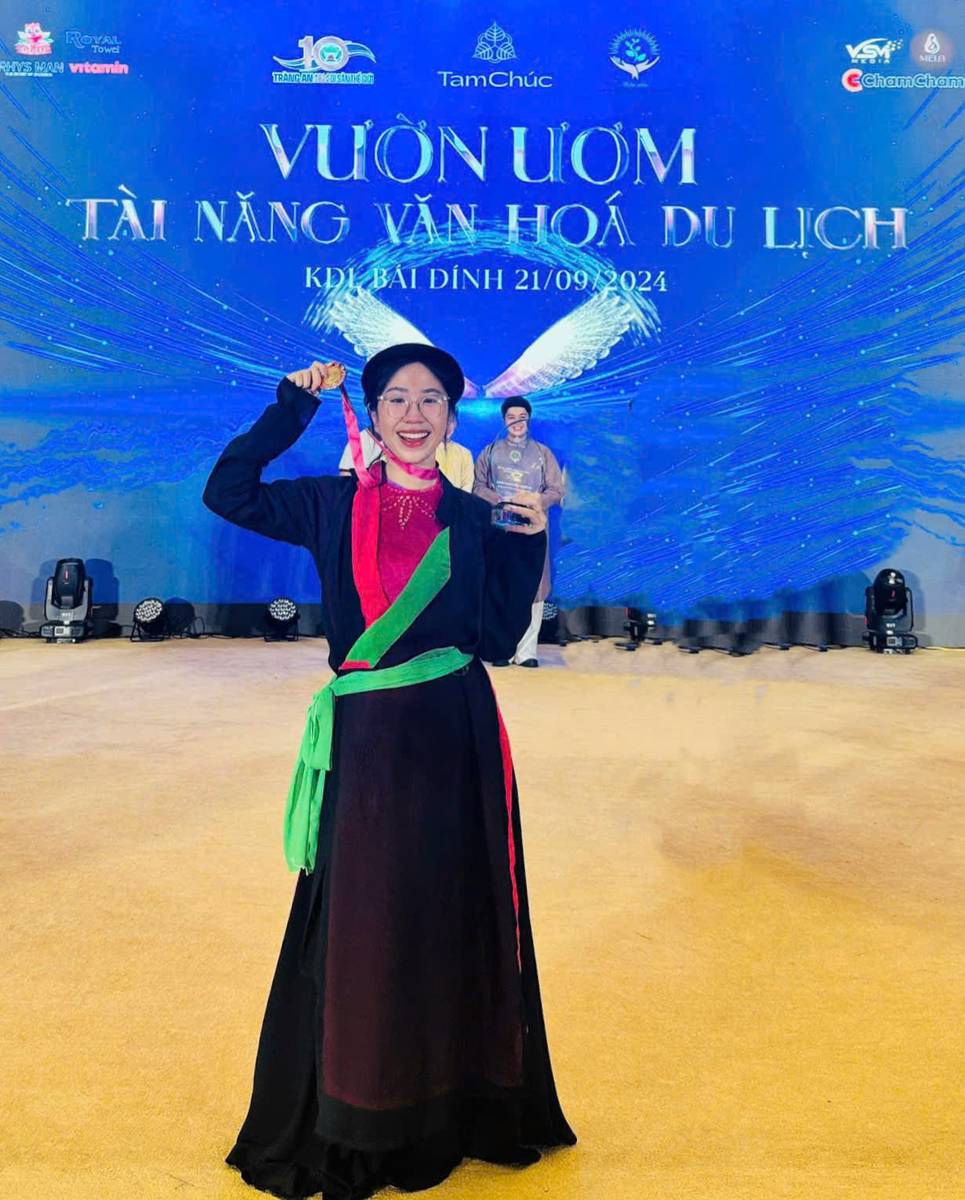 Khoảnh khắc Mùa 4