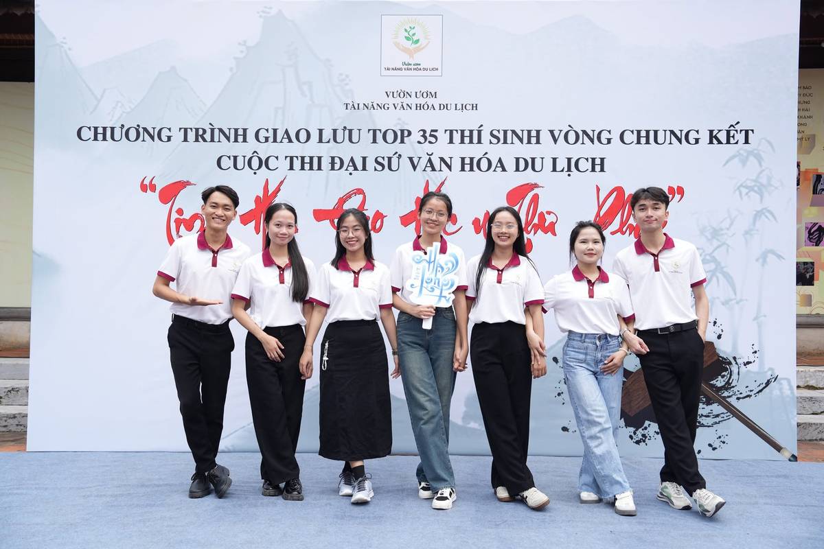 Khoảnh khắc Mùa 4