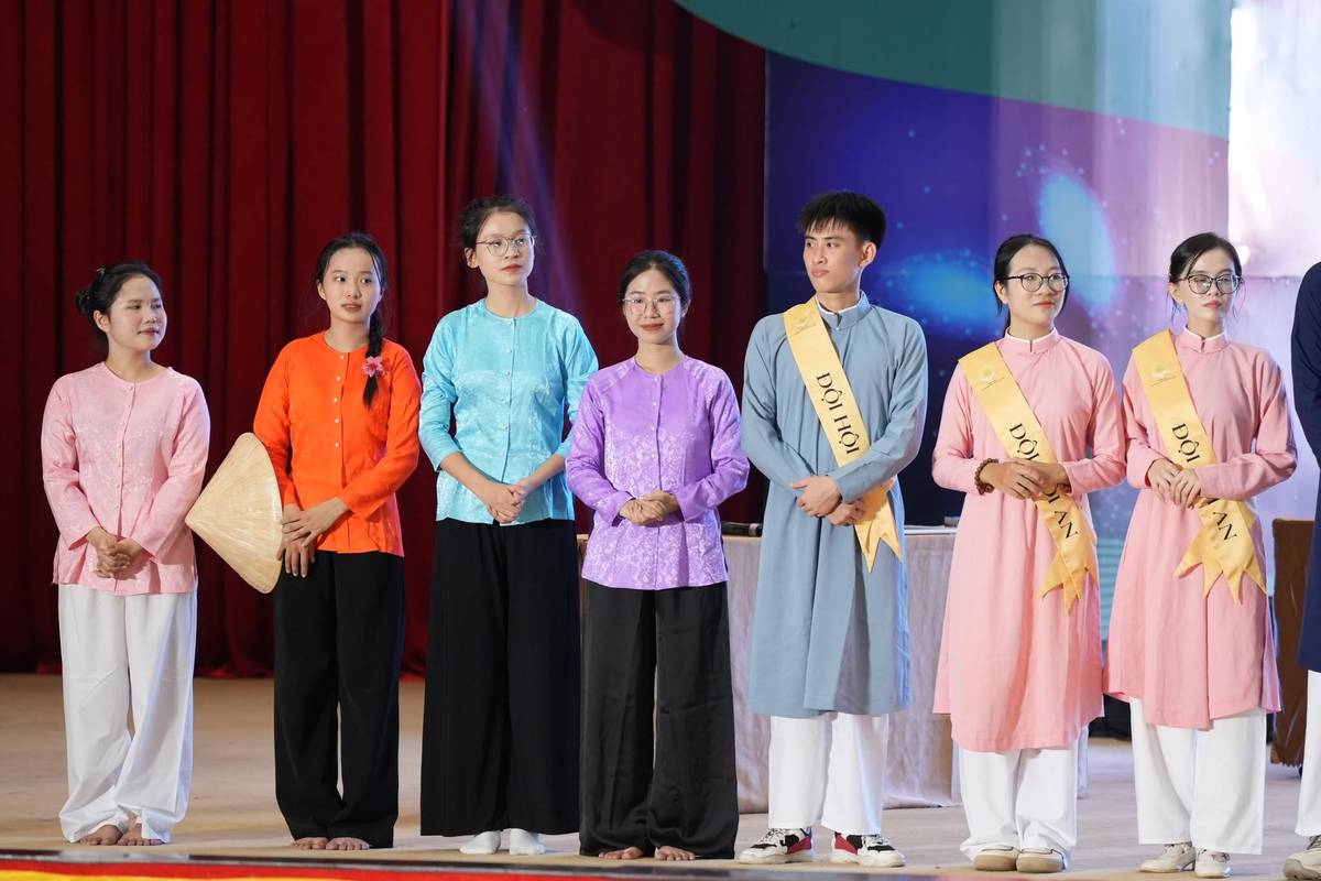 Khoảnh khắc Mùa 4