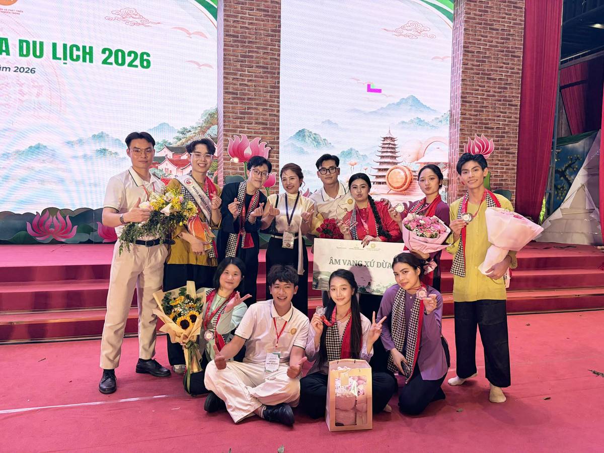 Khoảnh khắc Mùa 6