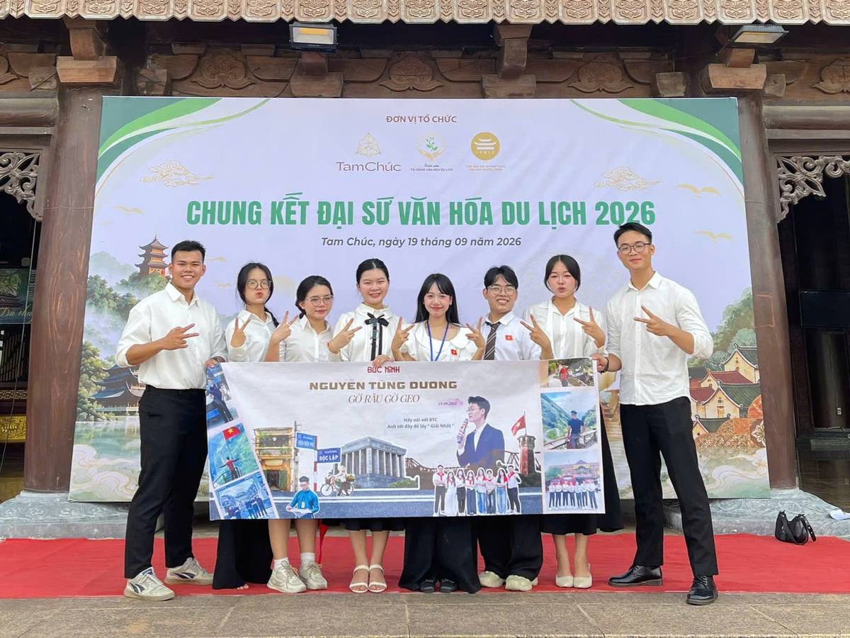 Khoảnh khắc Mùa 6